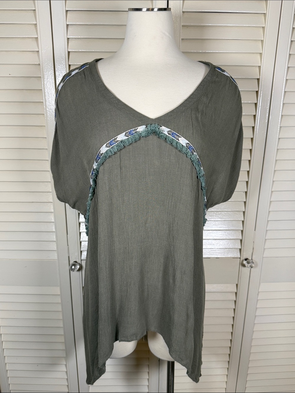 Kori Boho Olive Green Embroidered Geometric Fringe V-Neck Tunic Top Medium